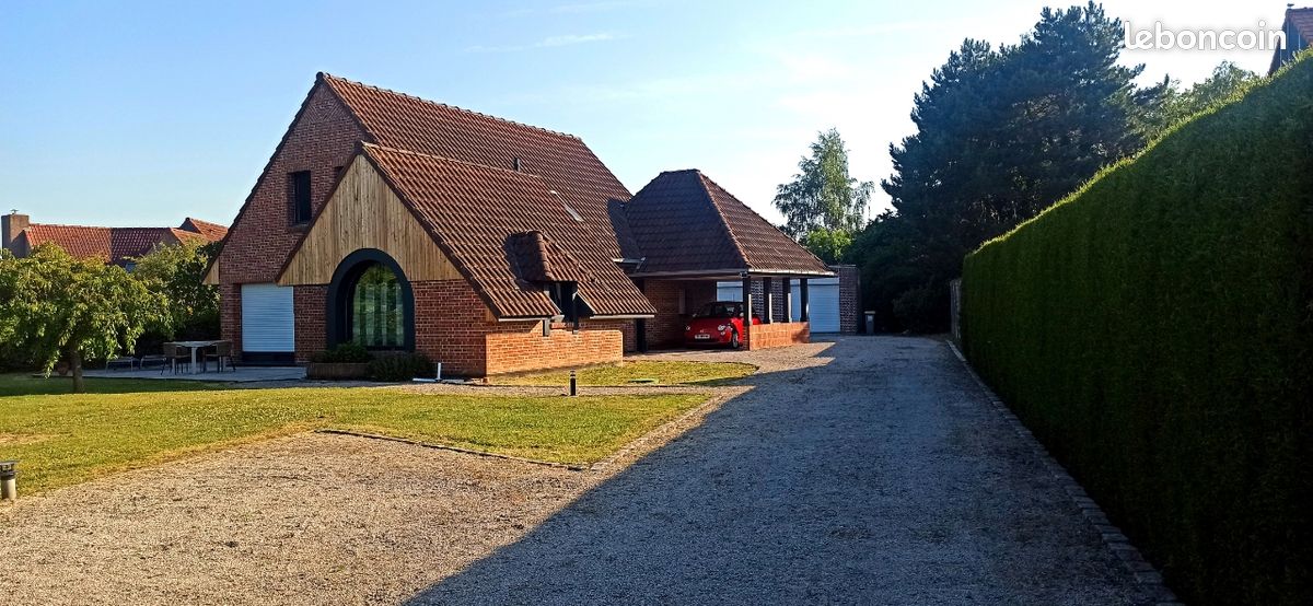 Maison 7 pièces 180 m² · à Aubers · 180 m² · 745 000 €