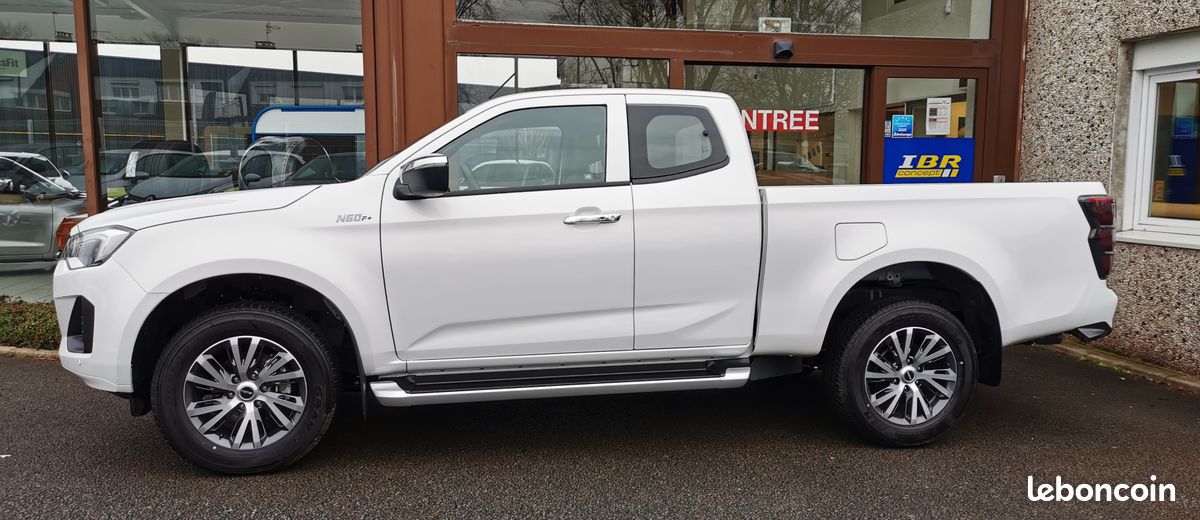 Isuzu D-Max III N60 1.9 Ddi 164ch N60 F+ Space A/T (image 3)