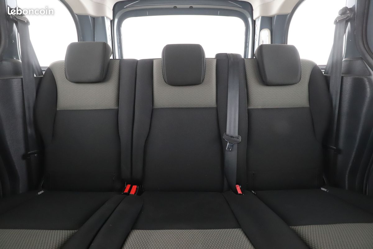 Renault Kangoo 1.5 Blue dCi Trend 80 ch (image 9)