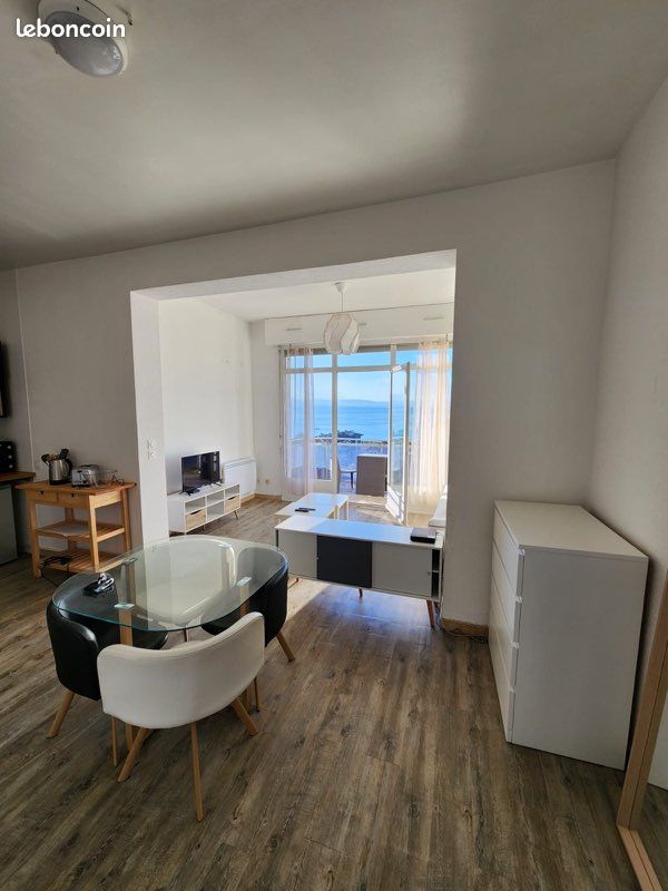 Appartement 1 pièce 36 m² · à Évian-les-Bains · 36 m² · 890 €/mois