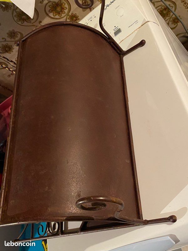 Porte revues métallique marron (image 6)