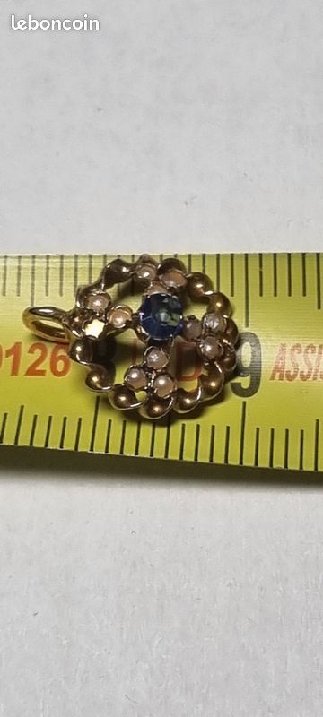 Pendentif En Or 18 Carats Tête D'Aigle Avec Pierre - Poids 2.94 Grammes - Occasion - Bijou Homme/ Femme