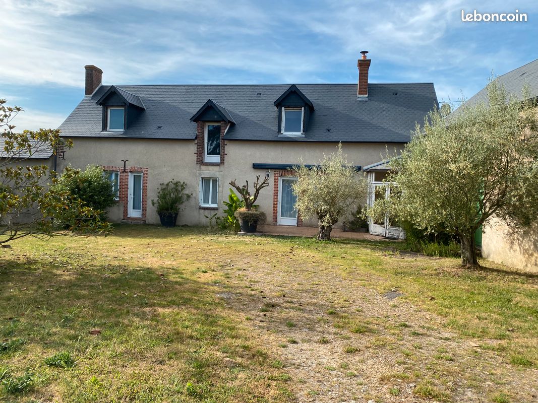 Maison 6 pièces 148 m² · à Chemillé-sur-Dême · 148 m² · 350 000 €