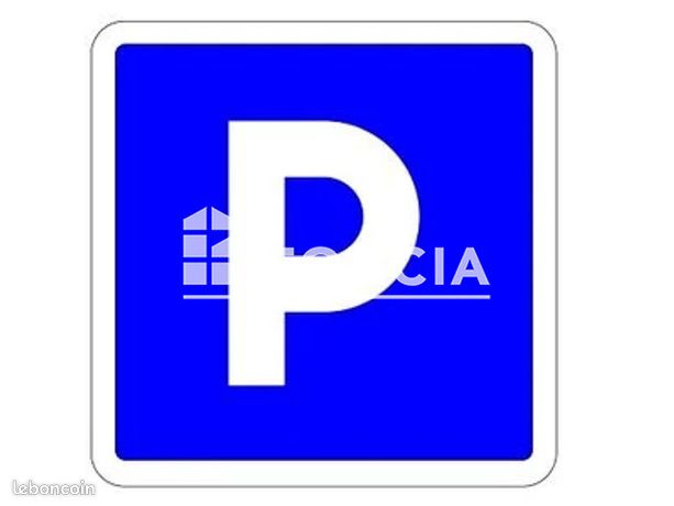 https://img.leboncoin.fr/api/v1/lbcpb1/images/cd/f3/0c/cdf30c9c9f9d2663aa8983202ec14c0a13ee08f6.jpg?rule=ad-image