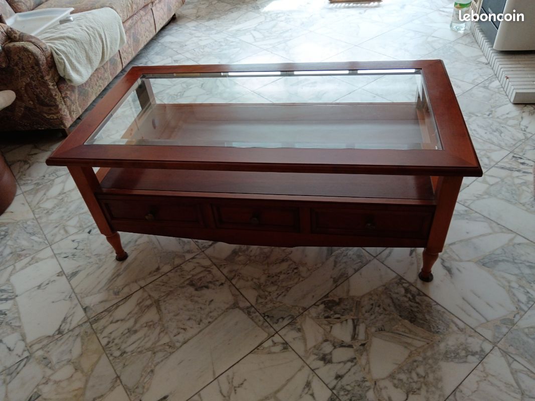 Table basse en merisier (image 1)