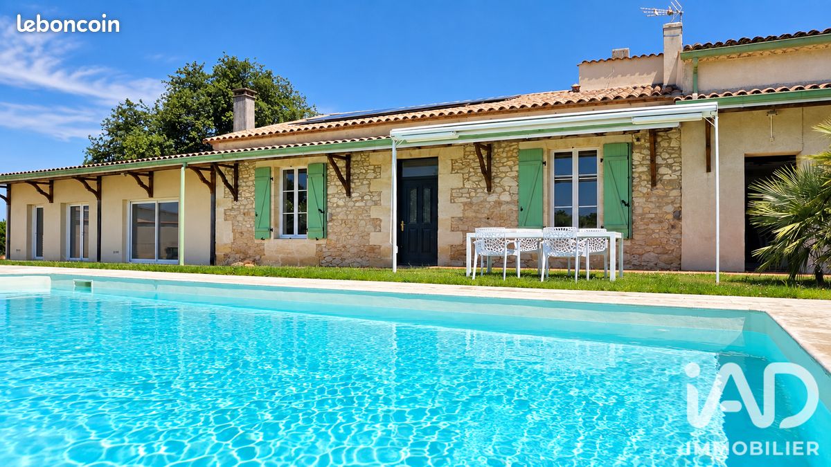 Maison 7 pièces 208 m² · à Targon · 208 m² · 450 000 €