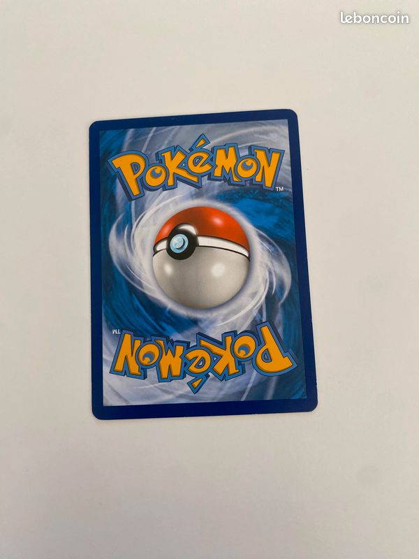 Lot de 6 cartes Pokemon en très bon état dont jirachi master, zamazenta master , gratina prisme étoile, amphinobi radieux, lougaroc ex, arcanin ex teracristal (image 13)