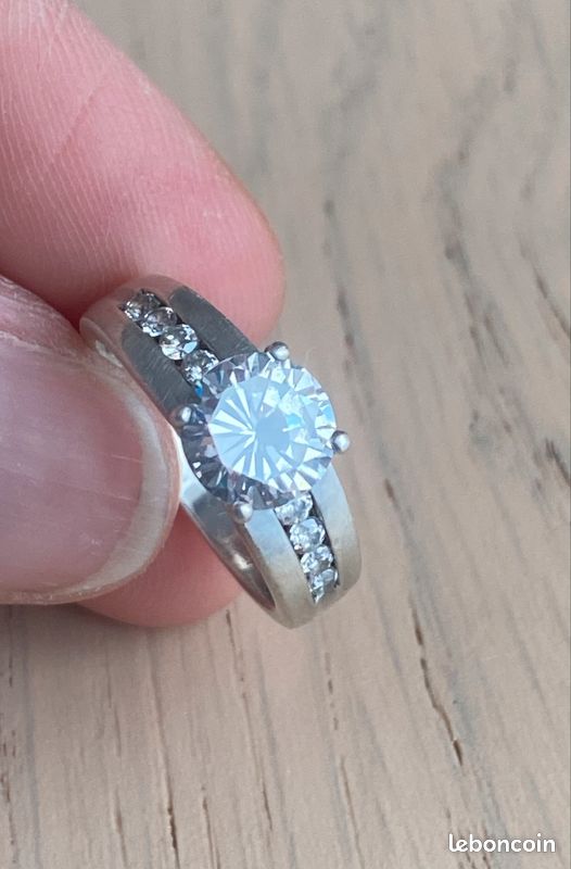 Bague Solitaire En Argent Massif Avec Zirconium - Taille 56, Occasion