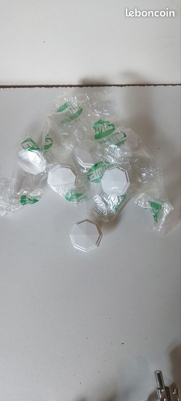 Boutons de portes de placard (image 1)