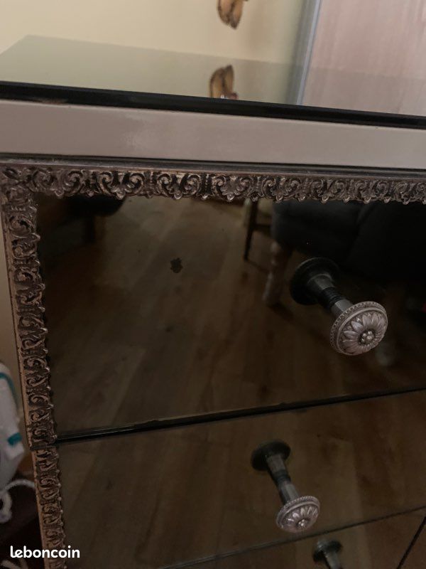 Belle commode vintage année60/ 70en miroir fumé de la marque MONTOUT (image 2)