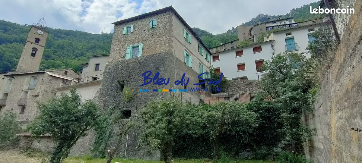 Maison 4 pièces 140 m² · à Fontpédrouse · 140 m² · 70 000 €