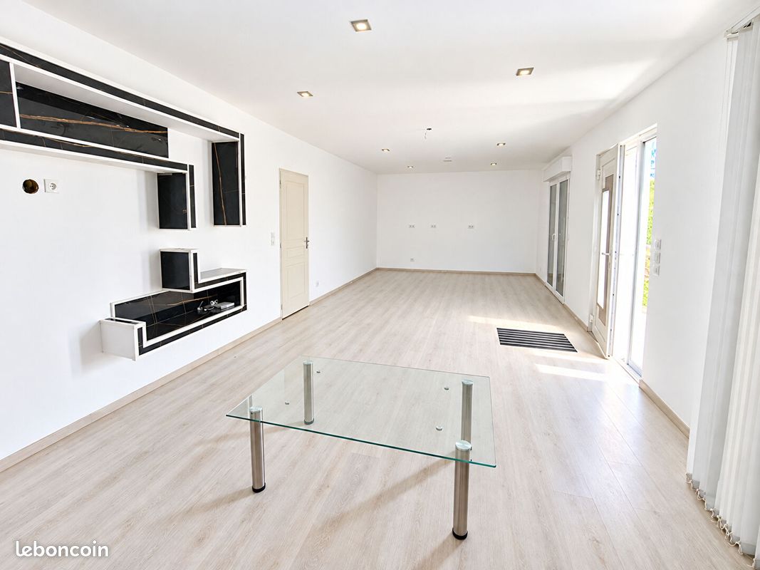 Maison 3 pièces 78 m² · à Escautpont · 78 m² · 152 000 €