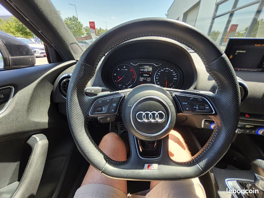 AUDI A3 SPORTBACK 35 TDI 150 S tronic 7 S Line (image 11)
