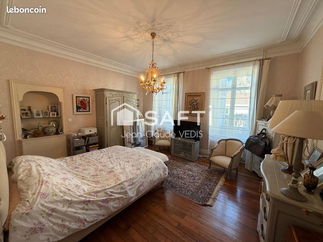 Propriété 10 pièces 280 m² (image 13)