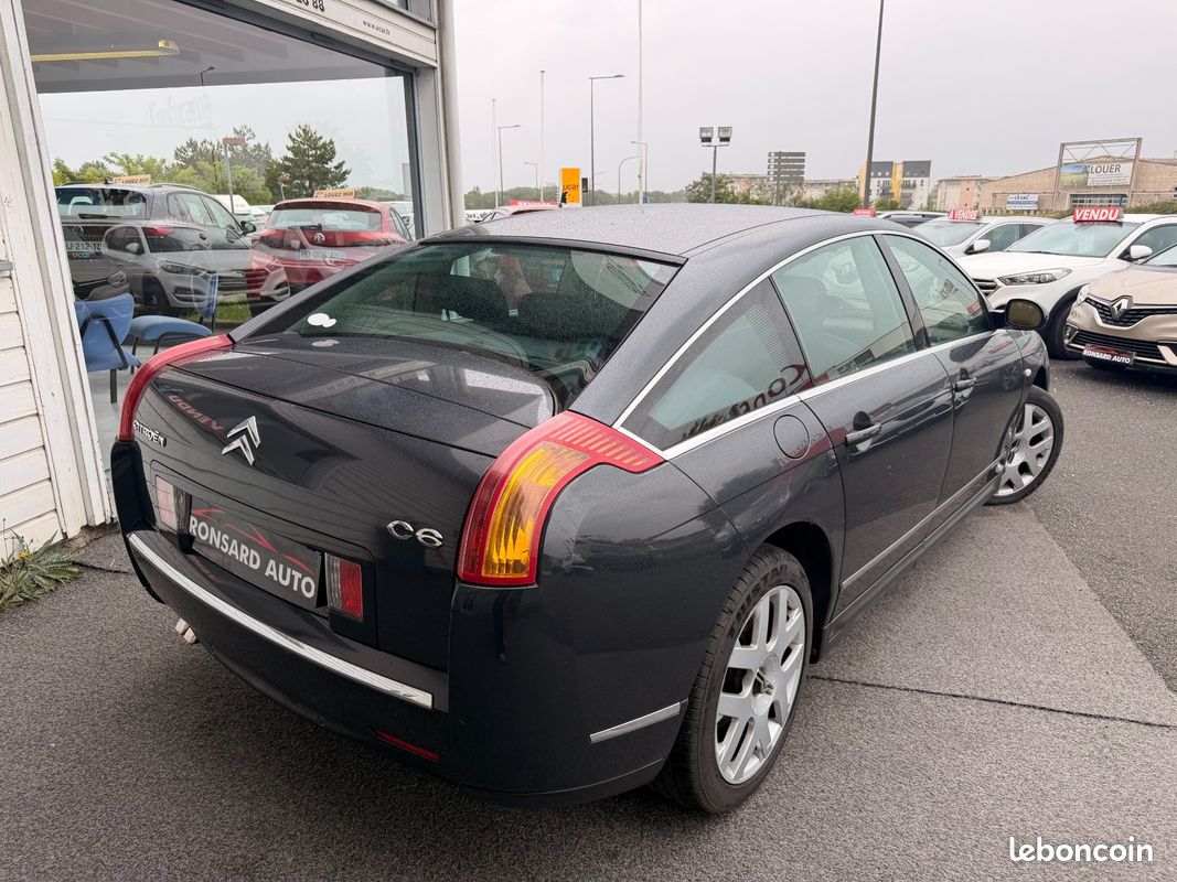CITROEN C6 V6 2.7 HDi 208 Exclusive A kit de distribution neuf (image 4)