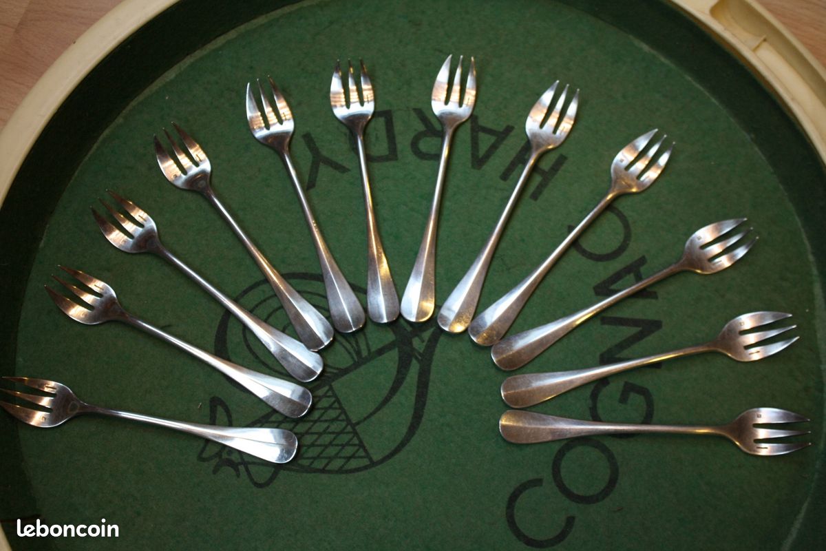 Christofle - Fourchette à huîtres en métal argenté (image 3)