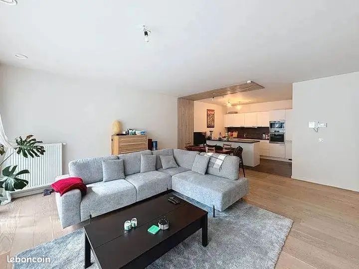 Appartement 3 pièces 55 m² · à Villeurbanne · 55 m² · 750 €
