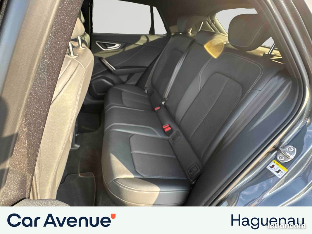 AUDI Q2 35 TDI 150 S tronic 7 Black Edition / Toit Ouvrant / GPS / Caméra / Hayon Electrique / Attelage (image 12)