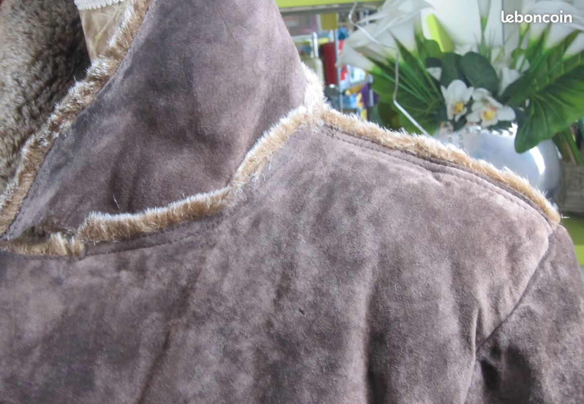 Veste En Cuir Derhy - Taille 38 - Marron - Mi-longue - Coupe Classique - Très Bon état