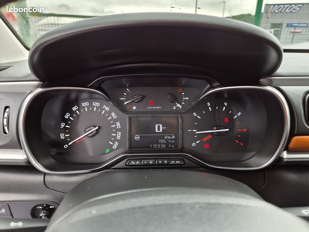 Citroen C3 1.6 BLUEHDI 100CH BVM5 SHINE (image 17)