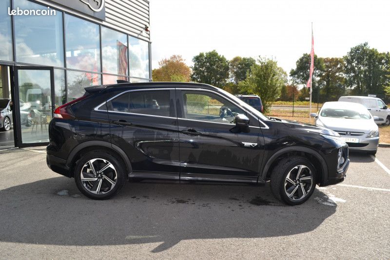 Mitsubishi ECLIPSE CROSS 2.4 MIVEC PHEV 188CH INTENSE 4WD 2023 (image 3)