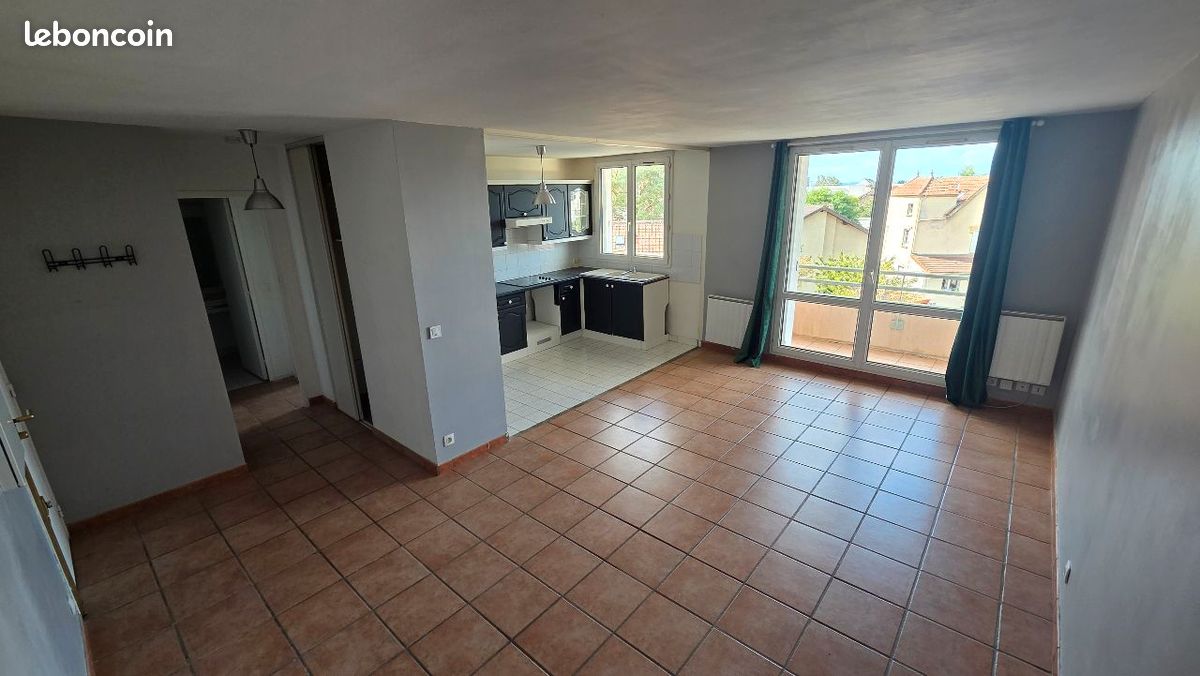 APPARTEMENT 2 Pièces 47m2 avec balcon et place de stationnement (image 14)