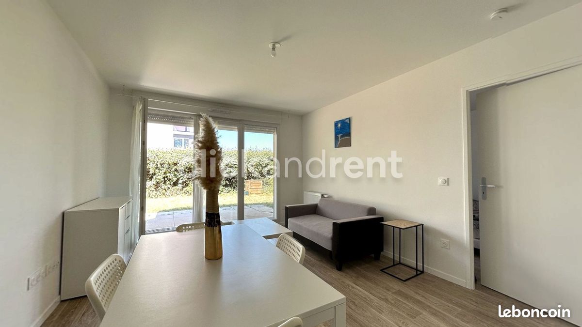 Appartement 2 pièces 42 m² · à Dammarie-les-Lys · 42 m² · 850 €