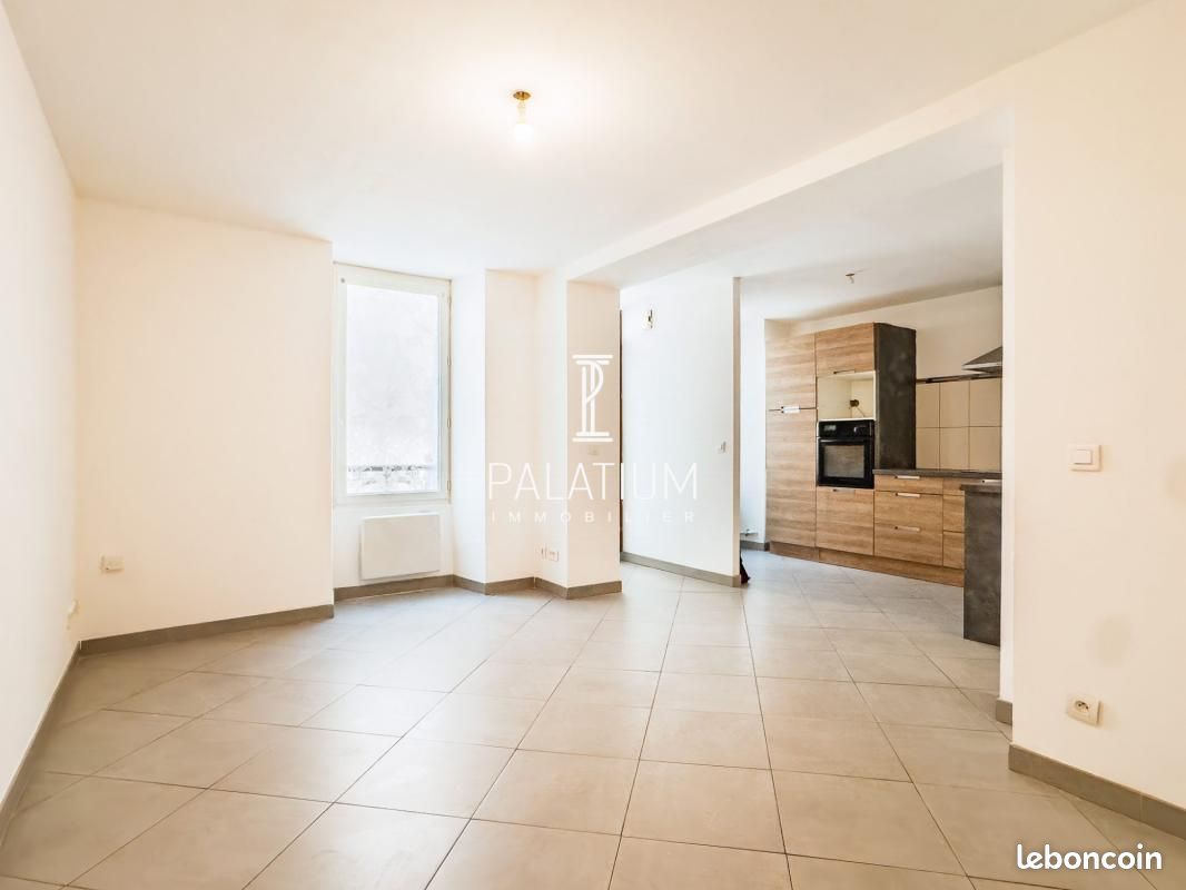 Maison 6 pièces 112 m² · à Oraison · 112 m² · 803 €/mois