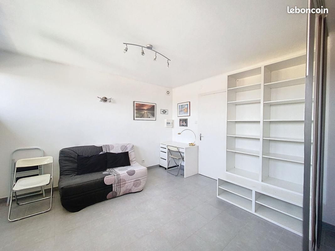Appartement 1 pièce 18 m² · à Montigny-lès-Metz · 18 m² · 400 €