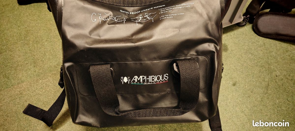 Sac étanche Amphibious 10l Équipement moto