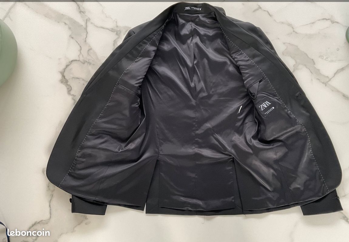 Costume, homme noir (image 3)