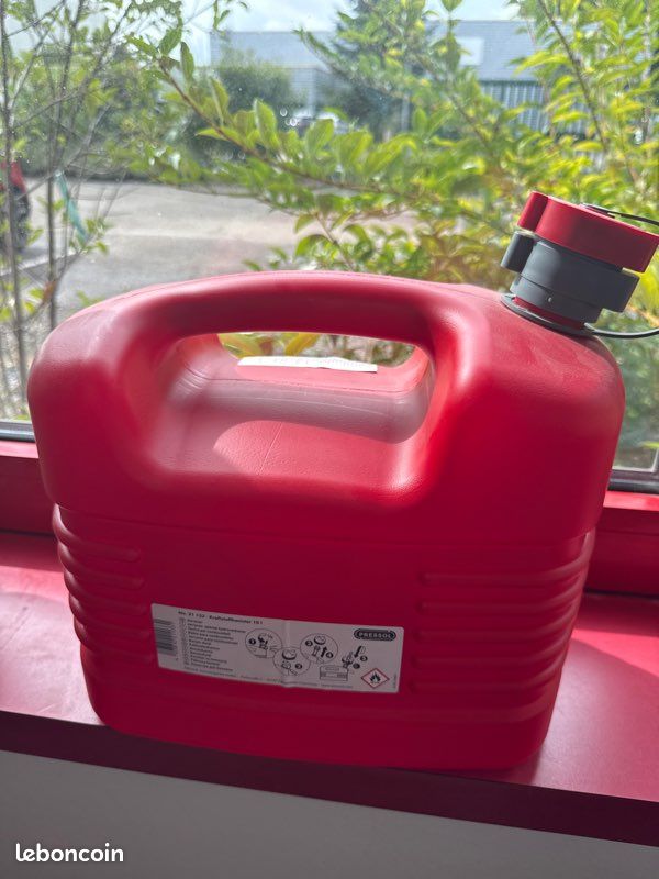 Jerrican renforcé 10 L neuf Wurth (image 1)