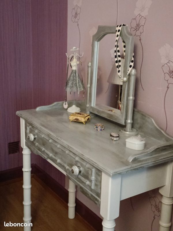 Coiffeuse avec miroir (image 2)