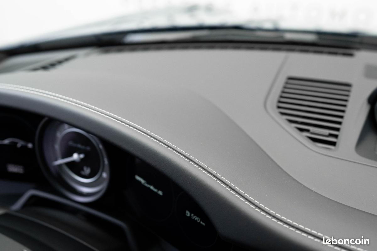 Porsche 911 TURBO S Coupe 3.8i 650 PDK 992 (image 37)