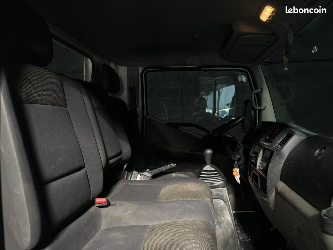 Nissan Cabstar Nt400 Ccb 3.0D 150 Dépanneuse (image 15)
