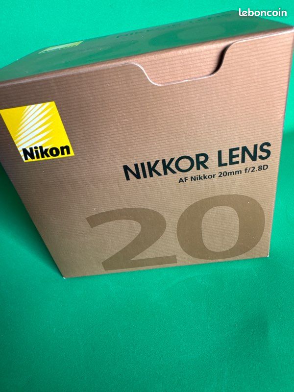 Objectif Nikkor AF 20mm f2,8 D (image 3)