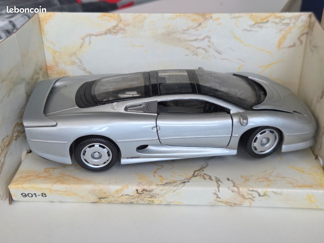 Vends voiture de collection maisto 1.24 (image 4)