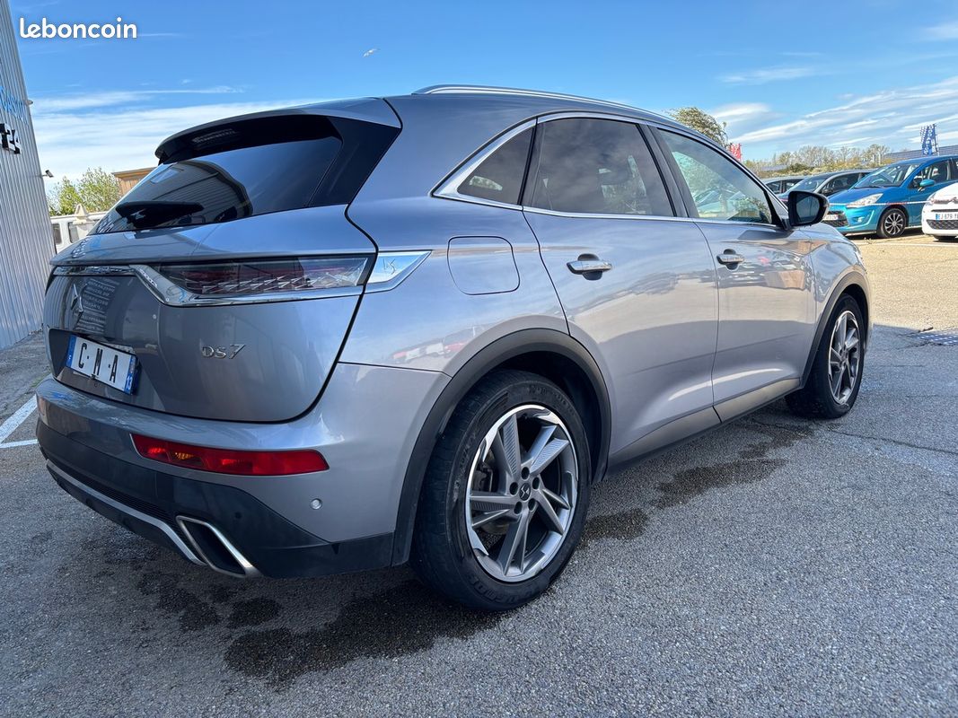 DS Ds7 CROSSBACK RIVOLI E-TENSE 300CH HYBRID RECHARGEABLE 4X4 (image 3)