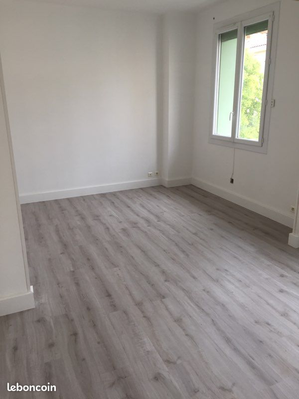 Appartement 2 pièces 45 m² · à Toulon · 45 m² · 740 €