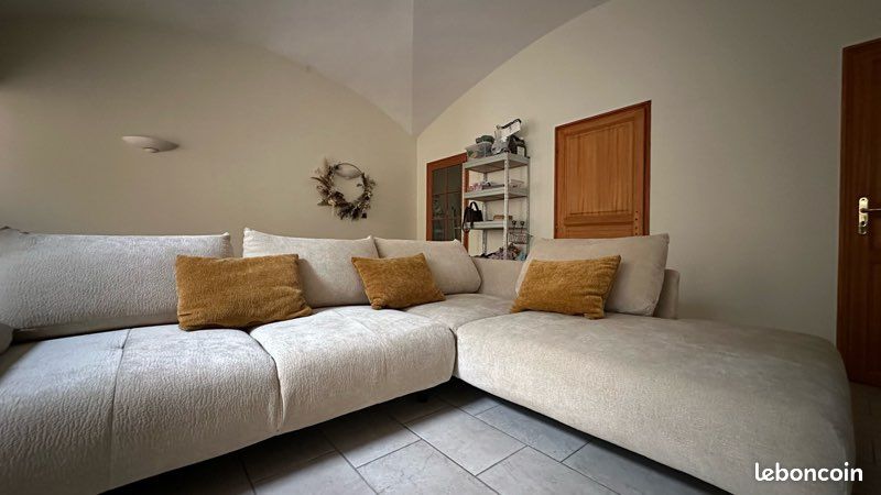 Canapé d’angle méridienne droit LUCCAS tissu madera beige (image 1)