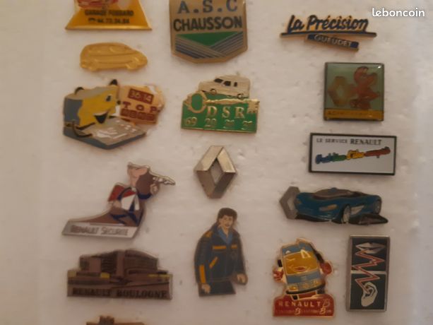 PIN'S PINS PIN VINTAGE COLLECTION RENAULT VOITURE ROUGE