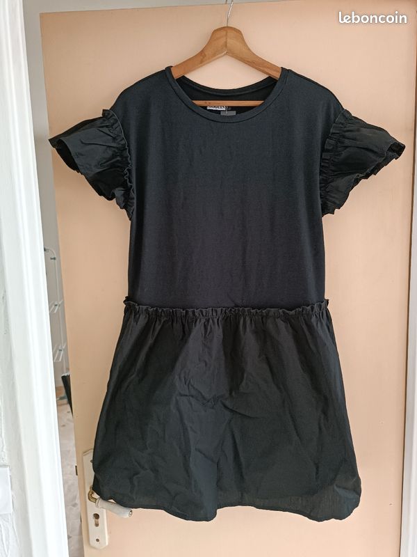 Robe noire Loguin taille S (image 1)