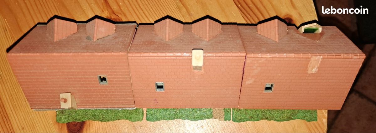 Lot de 3 Maisons en brique rouge Jouef - Modélisme