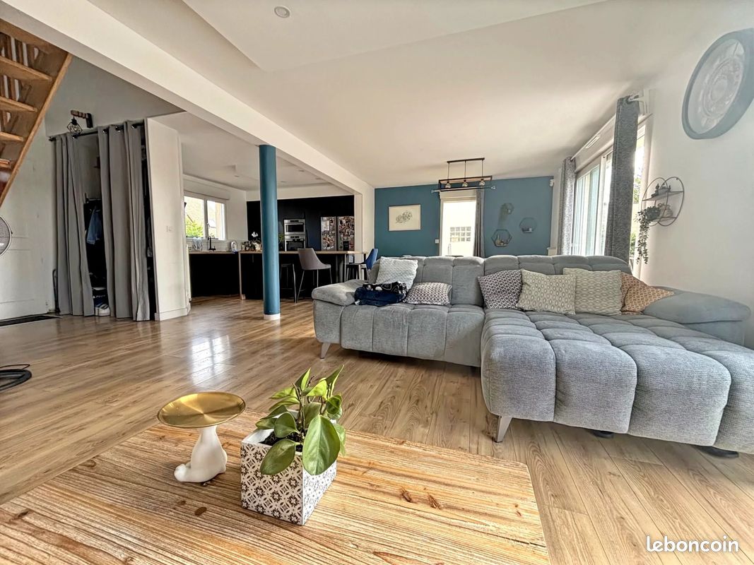 Maison 6 pièces 140 m² · à Pont-de-Metz · 140 m² · 435 000 €