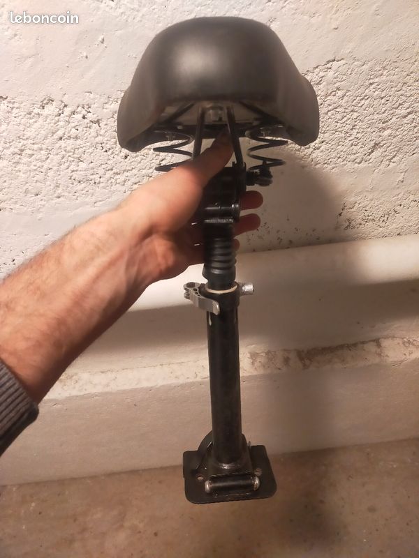 La chaise pour trottinette électrique (image 2)