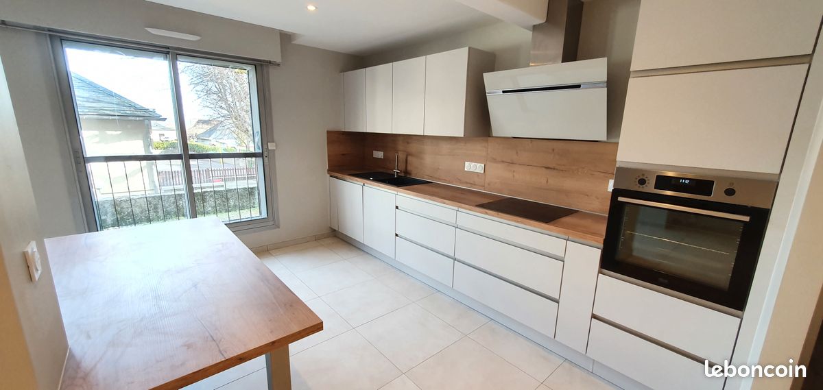 Appartement 4 pièces 122 m² · à Rodez · 122 m² · 1 165 €