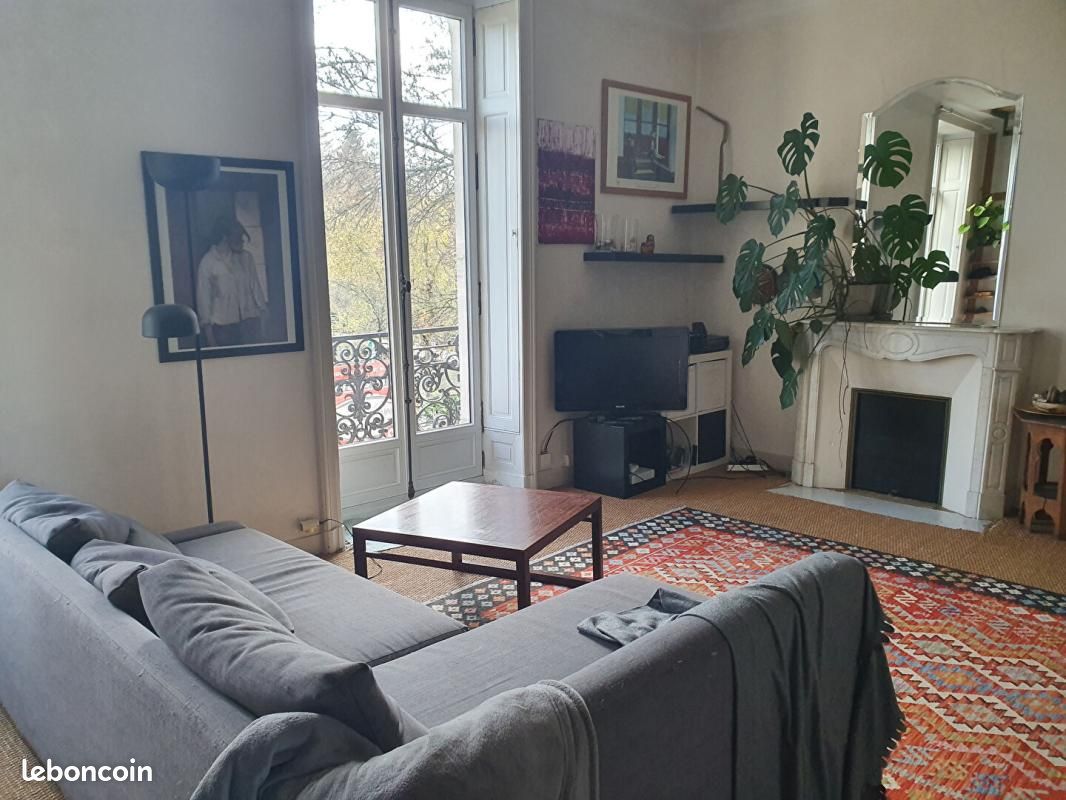 Appartement 7 pièces 161 m²