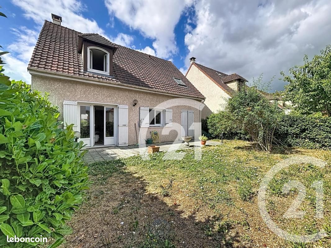 Maison 4 pièces 116 m² · à Villiers-le-Bel · 116 m² · 319 000 €