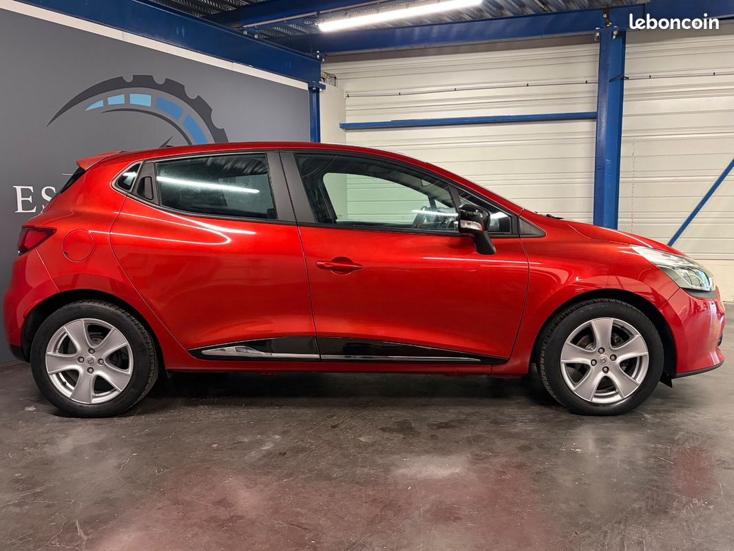 Renault CLIO IV Dynamique 1.2 73ch REGULATEUR - GPS - BLUETOOTH (image 21)
