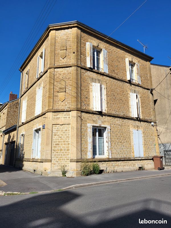 Immeuble 197 m² · à Charleville-Mézières · 197 m² · 137 000 €